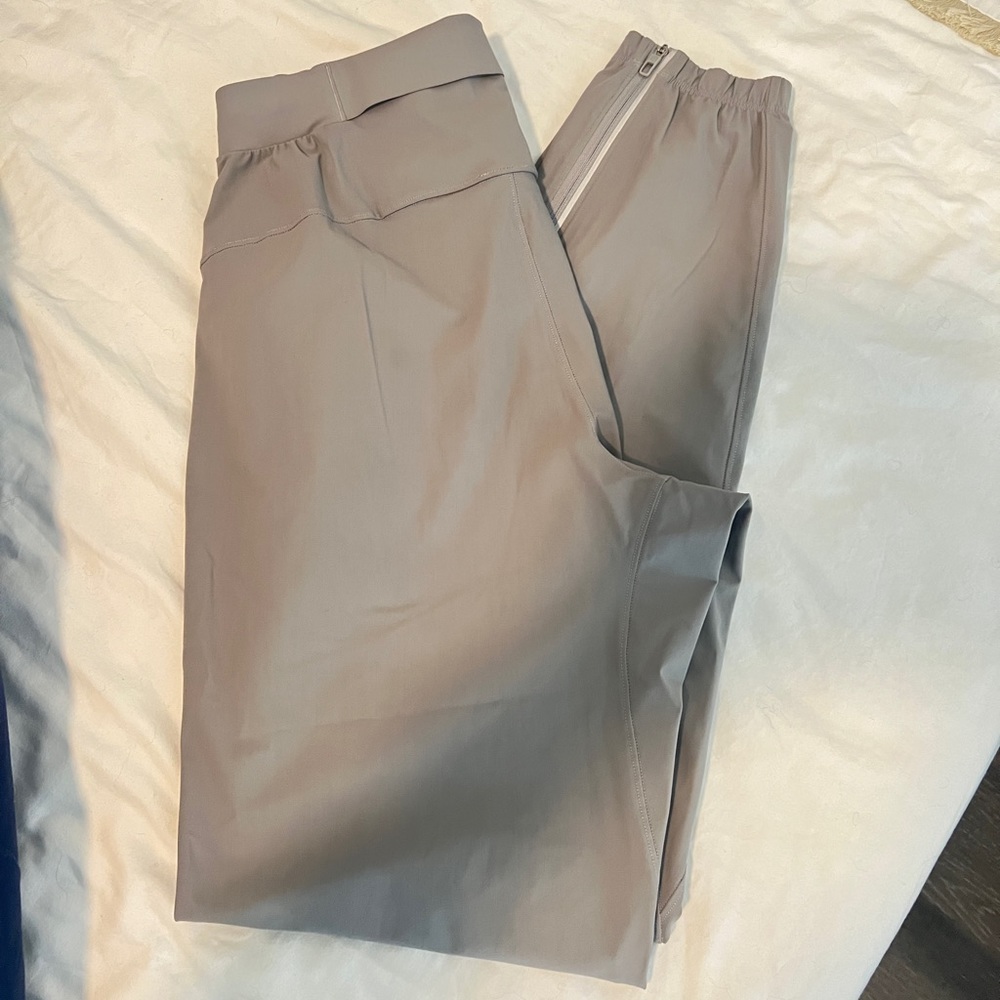 lululemon Surge Jogger 29”